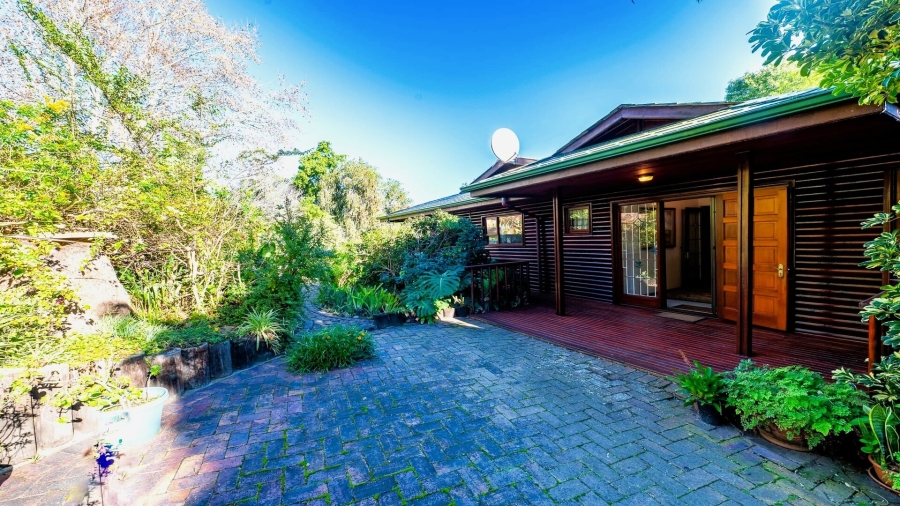 4 Bedroom Property for Sale in Hunters Home Western Cape